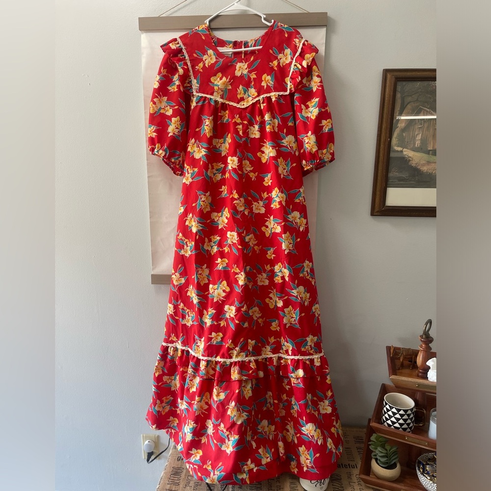 Authentic Hawaiian gown dress muumuu caftan vintage